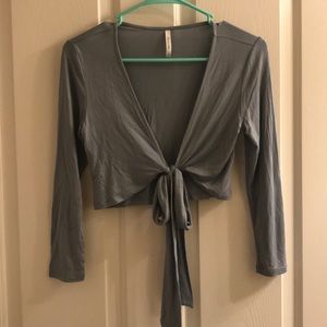 long sleeved light blue tie front top